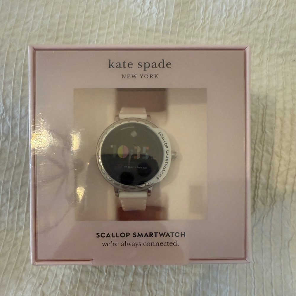 ✨NEW ✨Kate Spade New York Scallop Sport Smartwatch White Silicone SEALED BOX
